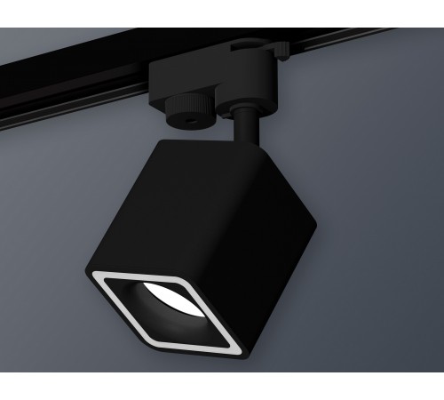 Светильник на штанге Ambrella Light XT7813020 XT