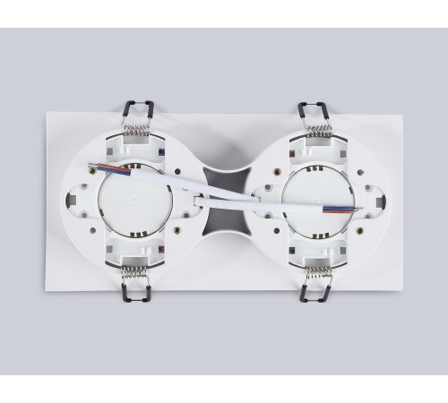 Встраиваемый светильник Ambrella Light TN6711 TN