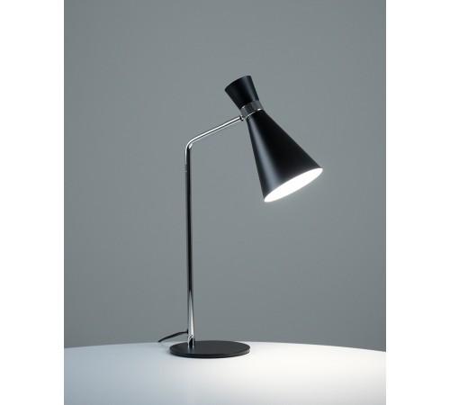 Настольная лампа офисная Moderli V10996-T Page