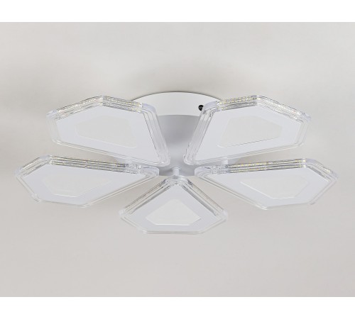 Потолочная люстра Ambrella Light FA4030 FA