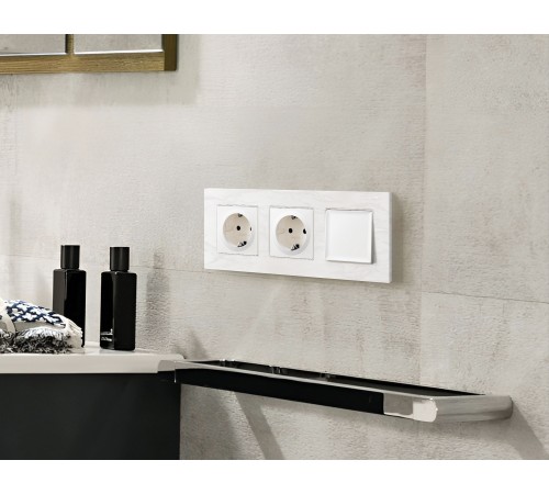 Рамка на 2 поста Ambrella Volt AF930102 Grand