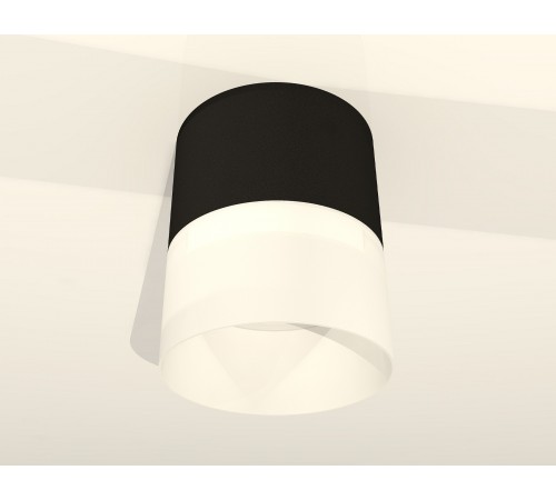 Накладной светильник Ambrella Light XS8111002 XS