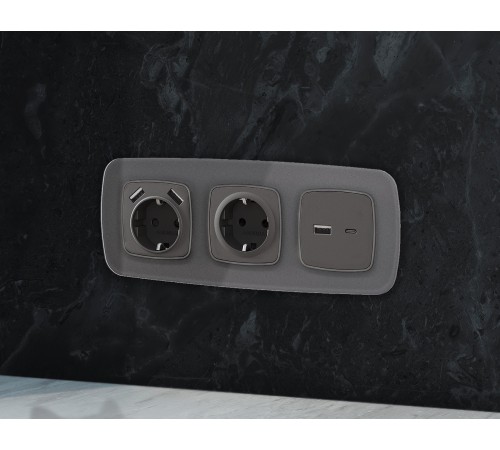 Рамка на 3 поста Ambrella Volt OF320653 Radian Стекло органическое