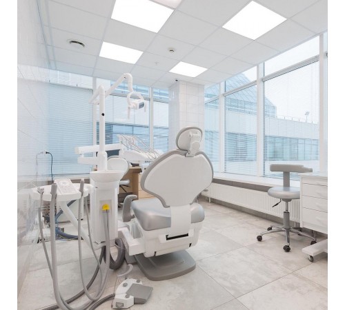 Светильник для потолка Армстронг Feron 48785 MASTER ДВО 40W-5000К-595х595х40-опал