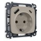 Розетка с заземлением и 2хUSB type A и C, без рамки Ambrella Volt MO370010 Quant