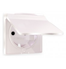 Накладка для розетки влагозащищенной с заземлением и со шторками с крышкой Ambrella Volt AP2080 Quant