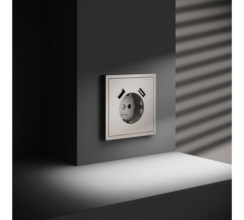 Розетка с заземлением и со шторкой и 2хUSB type A, без рамки Voltum VLS040403 S70