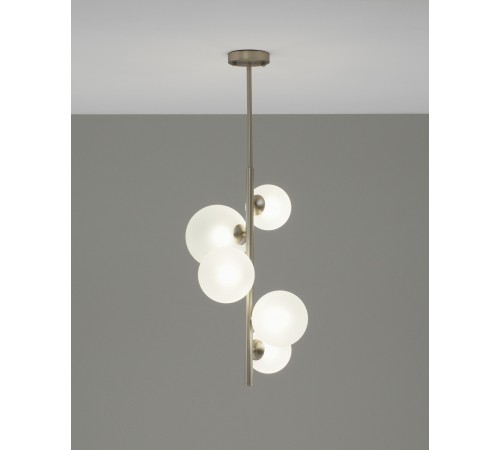 Люстра на штанге Moderli V11466-5P Renny