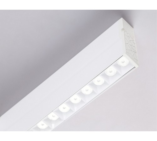 Накладной светильник Ambrella Light TA1825 TA