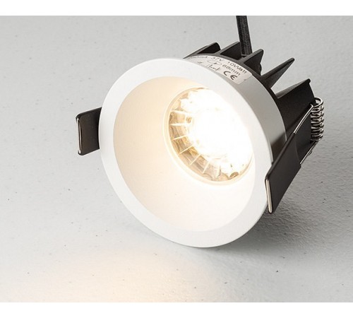 Встраиваемый светильник Italline DL 3241 white DL 3241