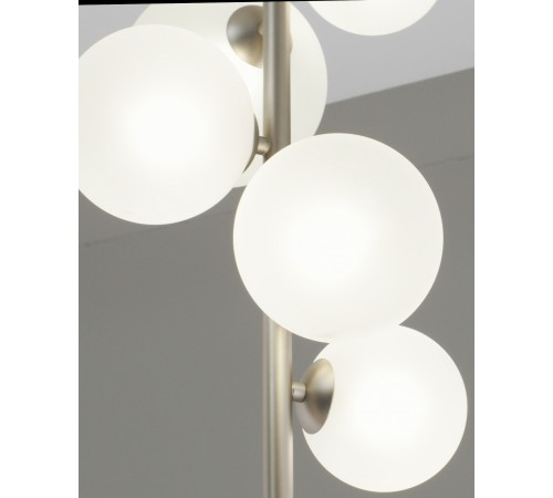 Люстра на штанге Moderli V11466-5P Renny