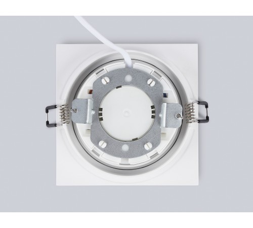 Встраиваемый светильник Ambrella Light TN6607 TN