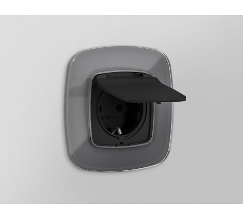 Накладка для розетки влагозащищенной с заземлением и со шторками с крышкой Ambrella Volt OP8080 Quant