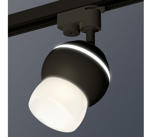 Светильник на штанге Ambrella Light XT1102074 XT