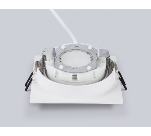 Встраиваемый светильник Ambrella Light TN6607 TN