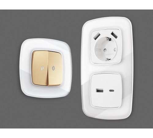 Рамка на 3 поста Ambrella Volt OF320103 Radian Стекло органическое