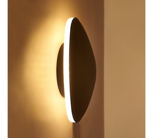 Накладной светильник Italline IT02-014 black IT02-014