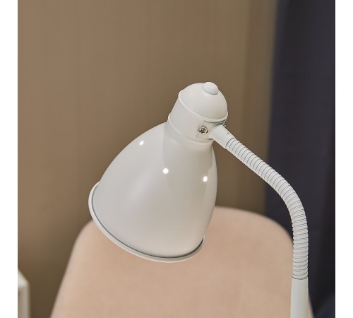 Настольная лампа офисная Uniel UL-00010156 UML-B701