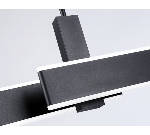 Светильник на штанге Ambrella Light FA6667 FL