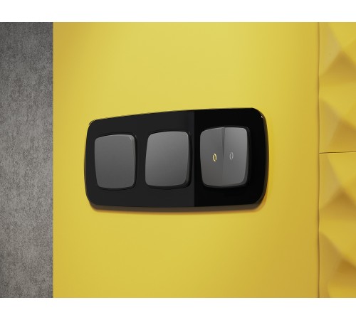 Рамка на 3 поста Ambrella Volt OF350803 Radian Стекло натуральное