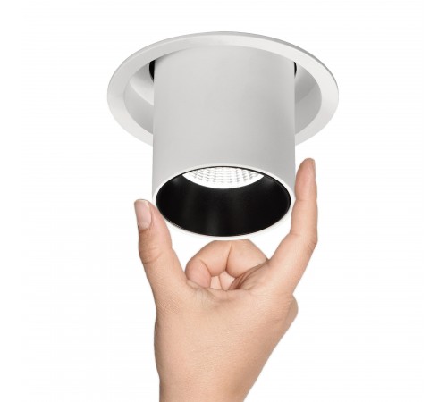 Светильник на штанге Mantra 6401 Garda