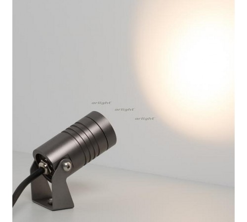 Наземный низкий светильник Arlight 026446 ALT-RAY-R42-5W Warm3000 (DG, 25 deg, 230V)