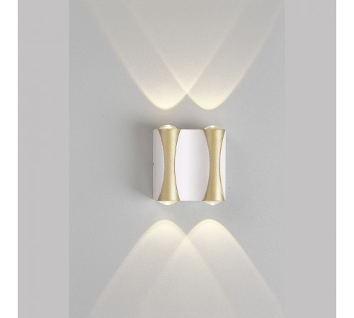 Бра Crystal Lux CLT 022W2 WH-GO 4000K