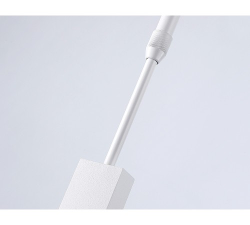 Светильник на штанге Ambrella Light FA6666 FL