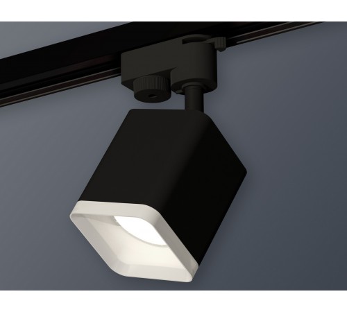 Светильник на штанге Ambrella Light XT7813022 XT