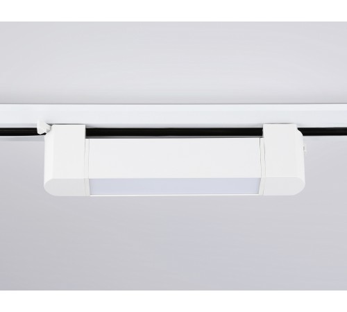 Накладной светильник Ambrella Light GL6724 GL