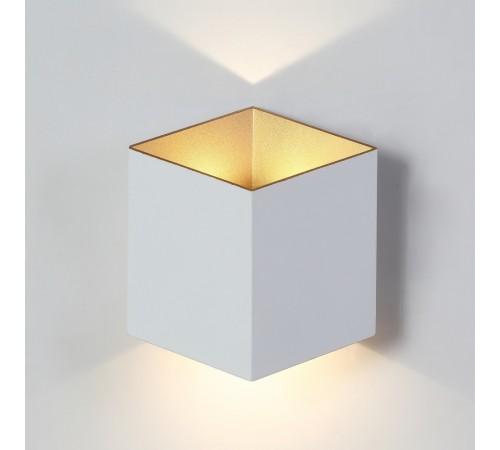 Влагозащищенный светильник Crystal Lux CLT 227W WH-GO