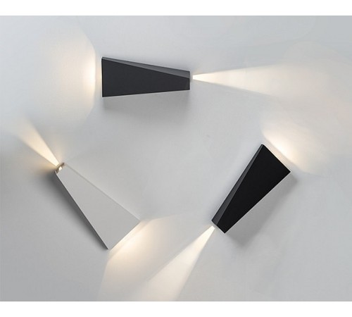 Накладной светильник Italline IT01-A807 black IT01-A807