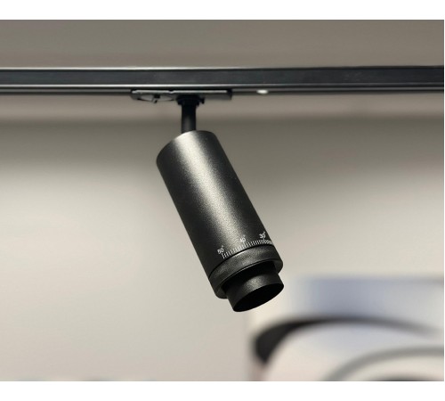 Светильник на штанге Italline IT02-021 black 3000K-4268 IT02