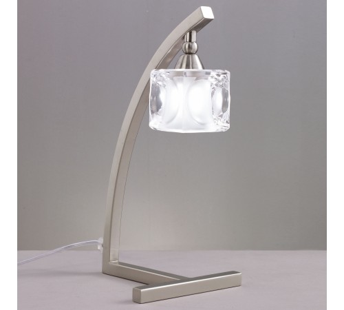 Настольная лампа декоративная Mantra 0004031 SATIN Cuadrax