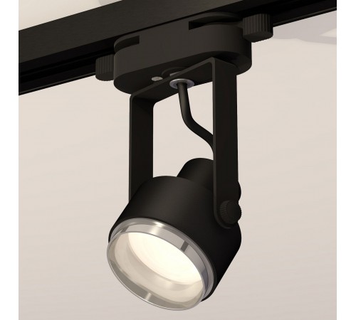 Светильник на штанге Ambrella Light XT6602021 XT