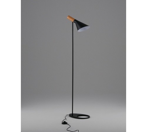 Торшер Moderli V11334-1F Turin