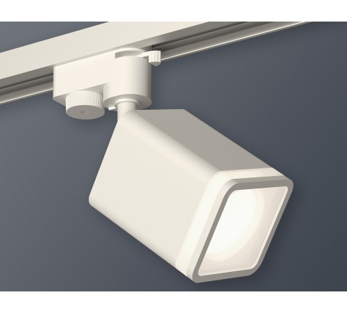 Светильник на штанге Ambrella Light XT7812021 XT