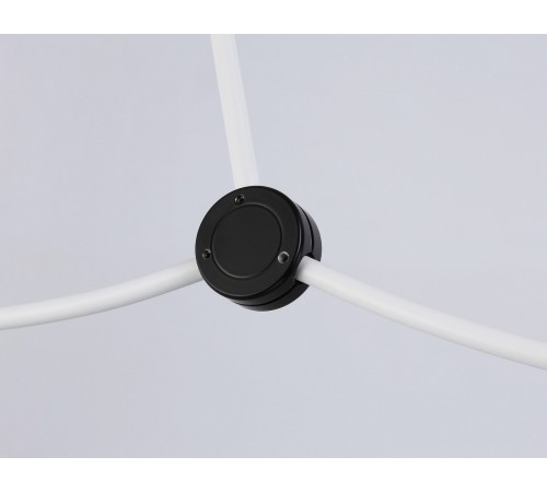 Люстра на штанге Ambrella Light TR2566 TR