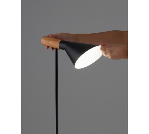 Торшер Moderli V11334-1F Turin