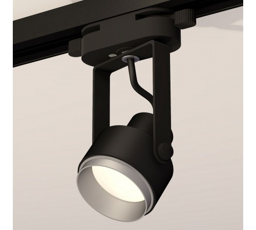 Светильник на штанге Ambrella Light XT6602022 XT