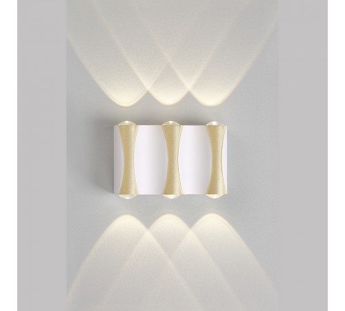 Бра Crystal Lux CLT 022W3 WH-GO 4000K