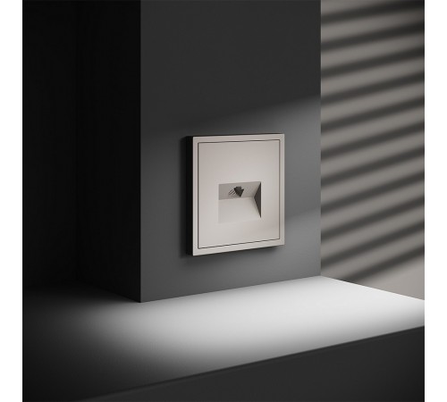 Розетка Ethernet RJ-45 без рамки Voltum VLS060103 S70