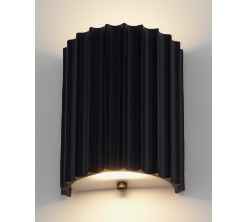 Накладной светильник Moderli V11219-WL Bailey