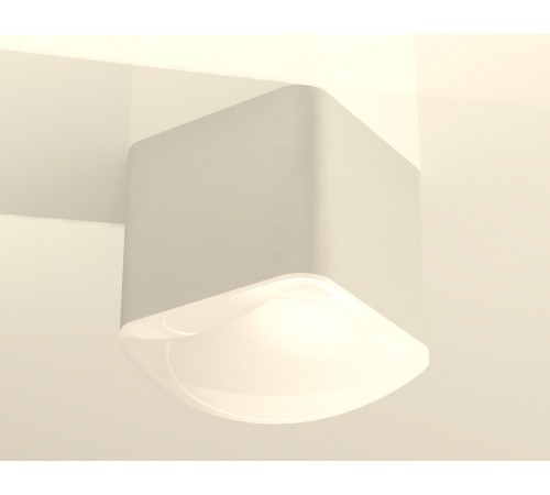 Накладной светильник Ambrella Light XS7805041 XS