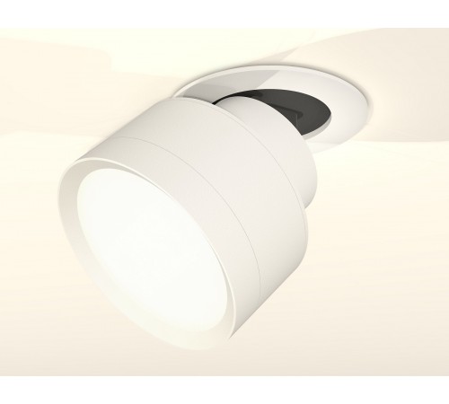 Встраиваемый светильник на штанге Ambrella Light XM8101500 XM