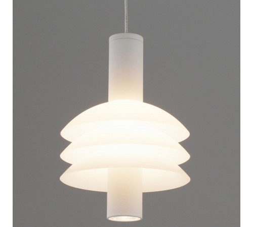 Подвесной светильник Moderli V11387-PL Sylv