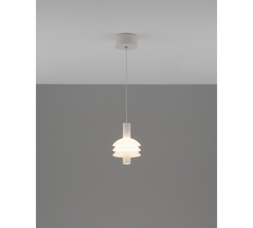 Подвесной светильник Moderli V11387-PL Sylv