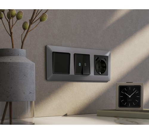 Рамка на 3 поста Ambrella Volt AF110503 Line