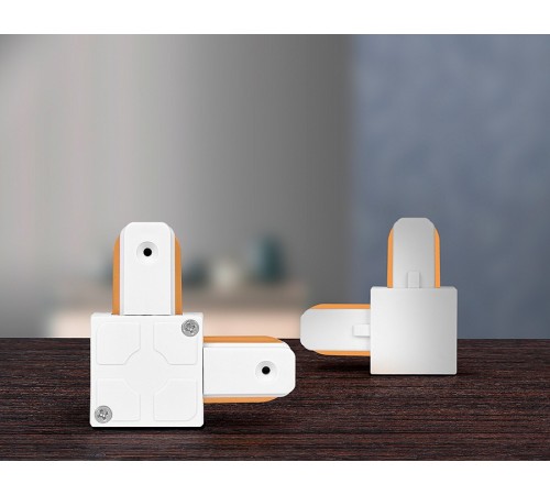 Соединитель угловой внутренний для треков накладных Ambrella Light GL7070 GL