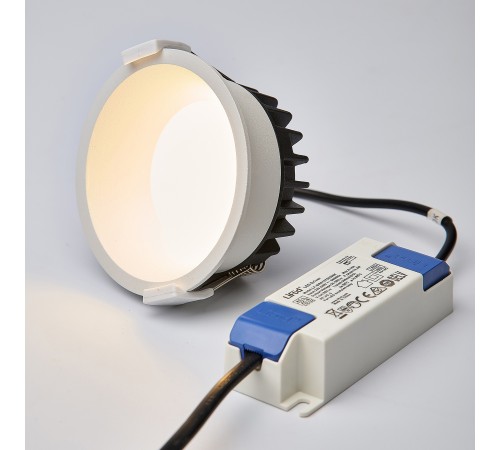 Встраиваемый светильник Italline IT08-8013 black 3000K IT08-8013